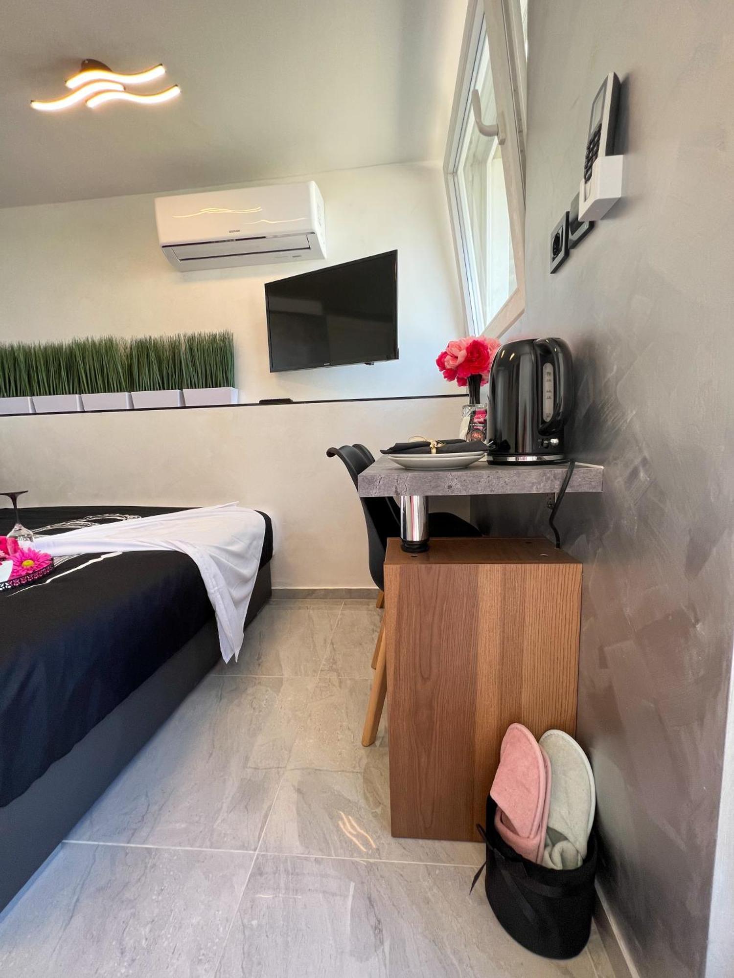 Apartment Sova Or Deluxe Room 33 Блед Экстерьер фото